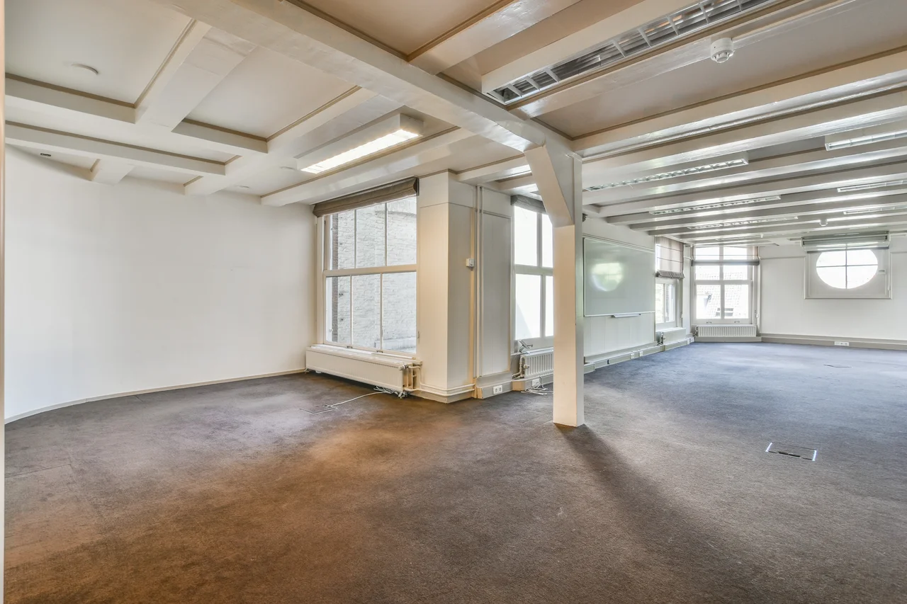Professional office and construction cleaning service